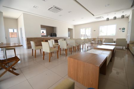 Casa de condomínio à venda com 167m², 3 quartos e 2 vagasÁrea comum - Salão de festas