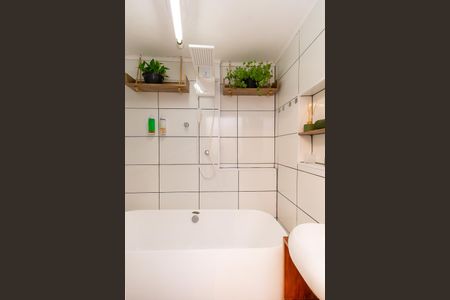 Banheiro de kitnet/studio à venda com 1 quarto, 25m² em Liberdade, São Paulo