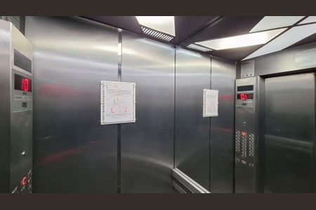 Apartamento à venda com 45m², 1 quarto e 1 vaga Apartamento à venda com 45m², 1 quarto e 1 vagaElevador