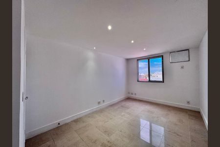 Apartamento para alugar com 182m², 3 quartos e 2 vagasSuíte 2