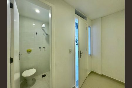 Apartamento para alugar com 182m², 3 quartos e 2 vagasCozinha e Área de Serviço - Quarto
