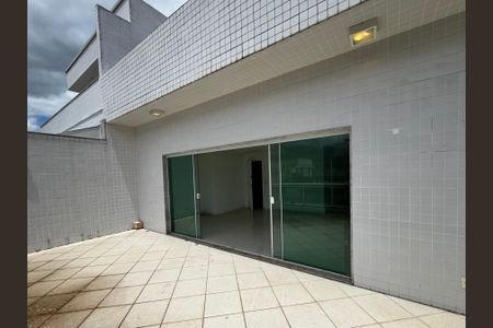 Apartamento para alugar com 182m², 3 quartos e 2 vagasTerraço