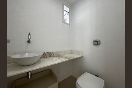 Apartamento para alugar com 182m², 3 quartos e 2 vagasLavabo
