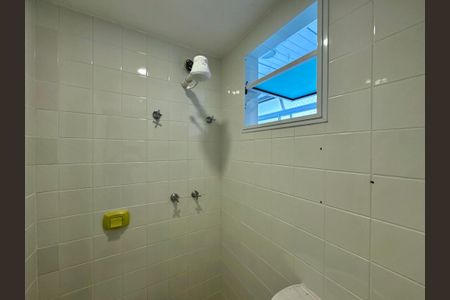 Apartamento para alugar com 182m², 3 quartos e 2 vagasCozinha e Área de Serviço - Banheiro