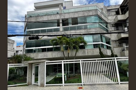 Apartamento para alugar com 182m², 3 quartos e 2 vagasFachada