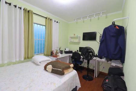 Casa à venda com 119m², 2 quartos e 2 vagasQuarto 1