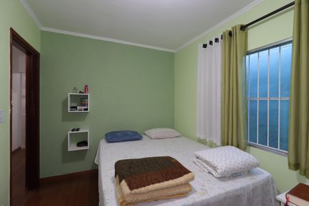 Casa à venda com 119m², 2 quartos e 2 vagasQuarto 1