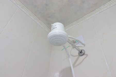 Casa à venda com 119m², 2 quartos e 2 vagasBanheiro 1 - Chuveiro