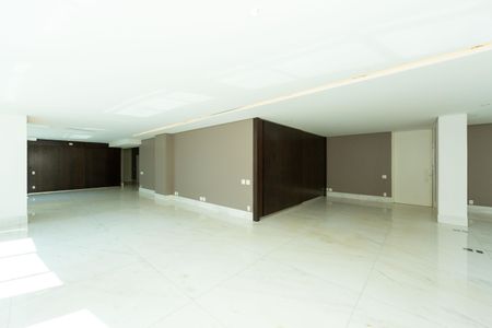 Apartamento à venda com 705m², 5 quartos e 6 vagasSALA