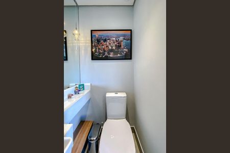 Apartamento à venda com 72m², 2 quartos e 1 vaga Apartamento à venda com 72m², 2 quartos e 1 vagaLavabo