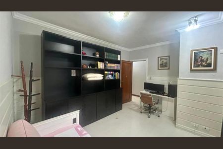 Casa à venda com 6 quartos, 338m² em Planalto Paulista, São Paulo