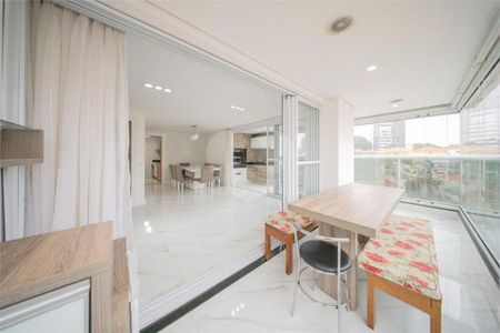 Apartamento à venda com 152m², 3 quartos e 3 vagas