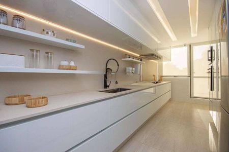 Apartamento à venda com 300m², 4 quartos e 4 vagas