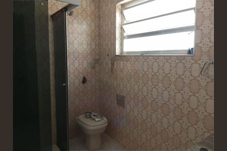 Casa à venda com 273m², 3 quartos e 5 vagas