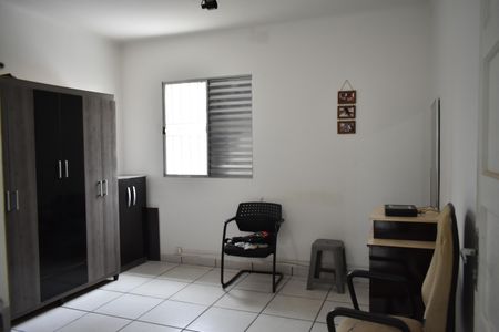 Casa à venda com 118m², 3 quartos e 1 vagaQuarto 2