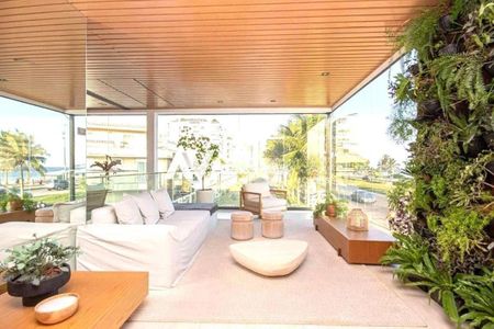 Apartamento à venda com 300m², 4 quartos e 4 vagas