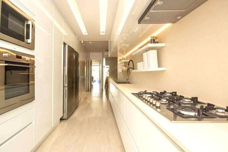 Apartamento à venda com 300m², 4 quartos e 4 vagas