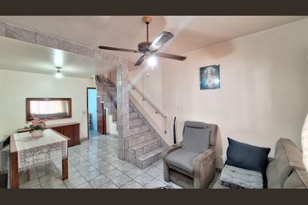 Sala de casa à venda com 3 quartos, 130m² em Água Branca, São Paulo