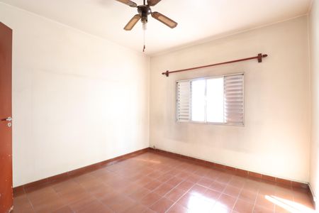 Casa à venda com 130m², 3 quartos e 3 vagasQuarto 2