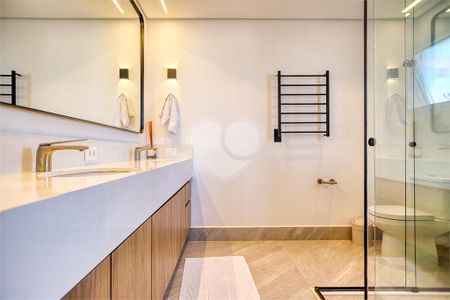 Apartamento à venda com 3 quartos, 181m² em Vila Mariana, São Paulo