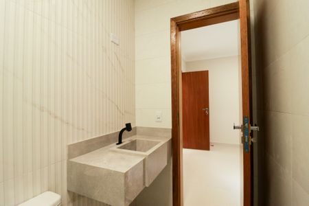 Casa à venda com 144m², 3 quartos e 2 vagasBanheiro da Suíte 2