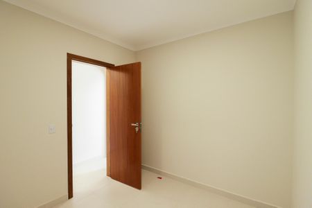 Casa à venda com 144m², 3 quartos e 2 vagasSuíte 2