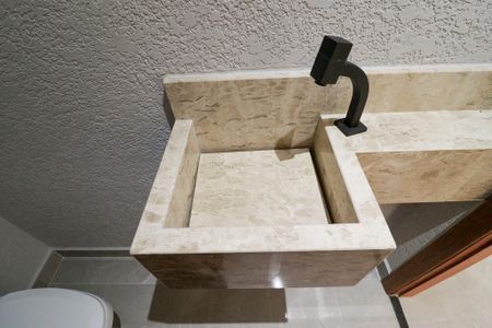 Casa à venda com 144m², 3 quartos e 2 vagasLavabo