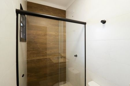 Casa à venda com 144m², 3 quartos e 2 vagasBanheiro da Suíte 1