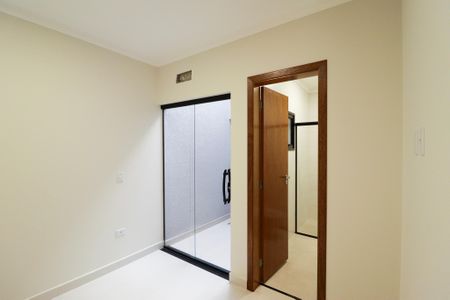 Casa à venda com 144m², 3 quartos e 2 vagasSuíte 2