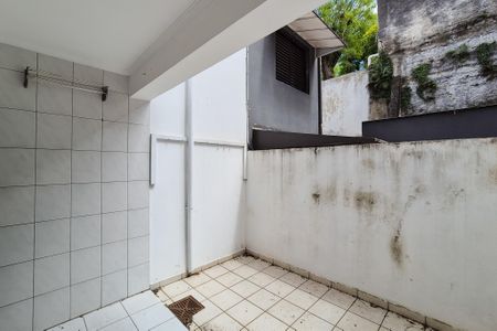 Casa à venda com 105m², 2 quartos e 1 vagaÁrea de Serviço