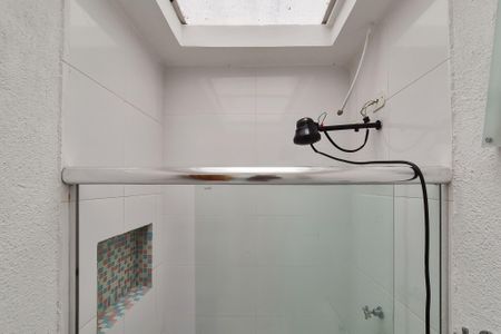 Casa à venda com 105m², 2 quartos e 1 vagaBanheiro Social