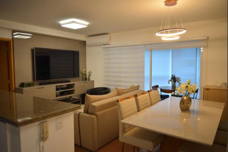 Sala de apartamento à venda com 3 quartos, 100m² em Vila Assunção, Santo André