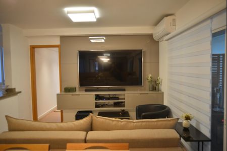 Apartamento à venda com 100m², 3 quartos e 2 vagasSala