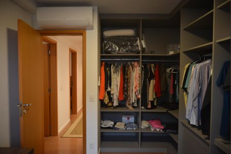 Apartamento à venda com 100m², 3 quartos e 2 vagasQuarto 2