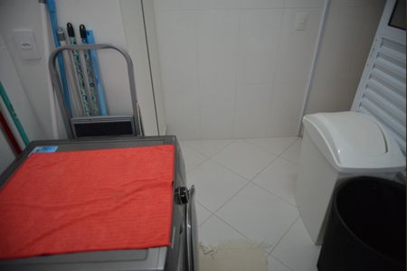 Apartamento à venda com 100m², 3 quartos e 2 vagasÁrea de Serviço