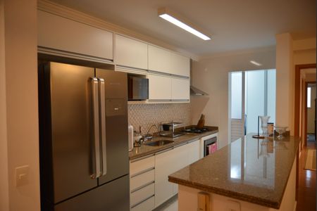 Apartamento à venda com 100m², 3 quartos e 2 vagasCozinha