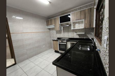 Cozinha de casa para alugar com 2 quartos, 80m² em Jardim Santa Ines, Guarulhos