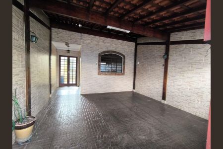 Garagem de casa para alugar com 2 quartos, 80m² em Jardim Santa Ines, Guarulhos