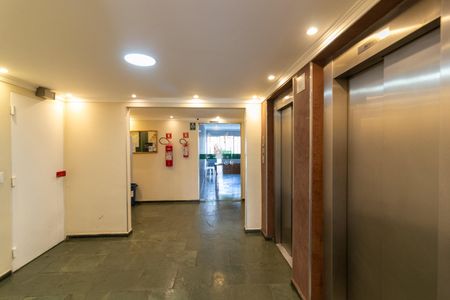 Apartamento à venda com 69m², 3 quartos e 2 vagasElevador