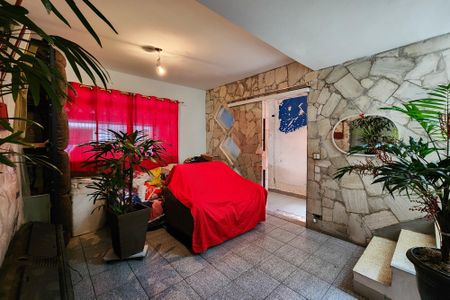 Casa à venda com 188m², 2 quartos e 2 vagasSala