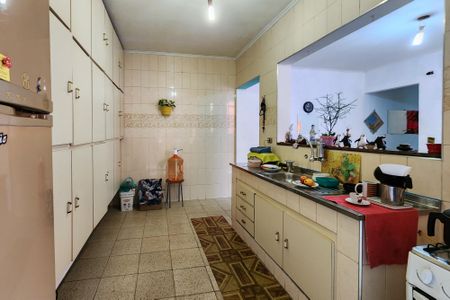 Casa à venda com 188m², 2 quartos e 2 vagasCozinha 