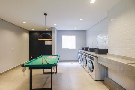 Apartamento para alugar com 28m², 1 quarto e sem vagaCondomínio - Salão de Jogos e Lavanderia 