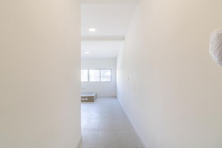 Entrada de kitnet/studio para alugar com 1 quarto, 24m² em Moema, São Paulo