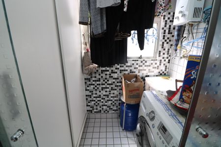 Apartamento à venda com 60m², 3 quartos e 1 vagaÁrea de Serviço