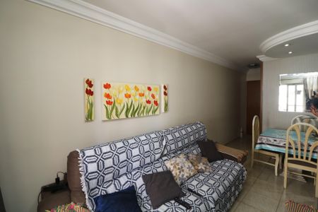 Sala de apartamento à venda com 3 quartos, 60m² em Vila Ivone, São Paulo