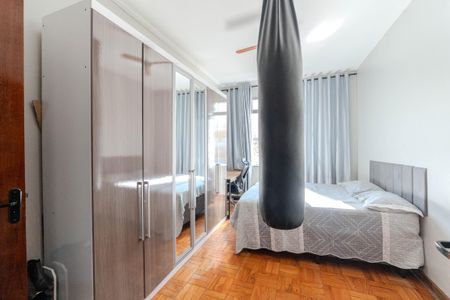 Apartamento à venda com 90m², 2 quartos e 1 vagaQuarto 2