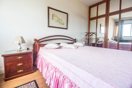 Apartamento à venda com 69m², 1 quarto e 1 vagaSuíte