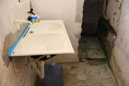 Casa para alugar com 50m², 2 quartos e sem vagaÁrea de Serviço