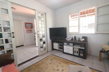 Sala de casa à venda com 3 quartos, 160m² em Ouro Branco, Novo Hamburgo