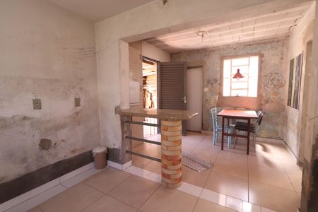 Casa à venda com 160m², 3 quartos e 2 vagasAndar subsolo